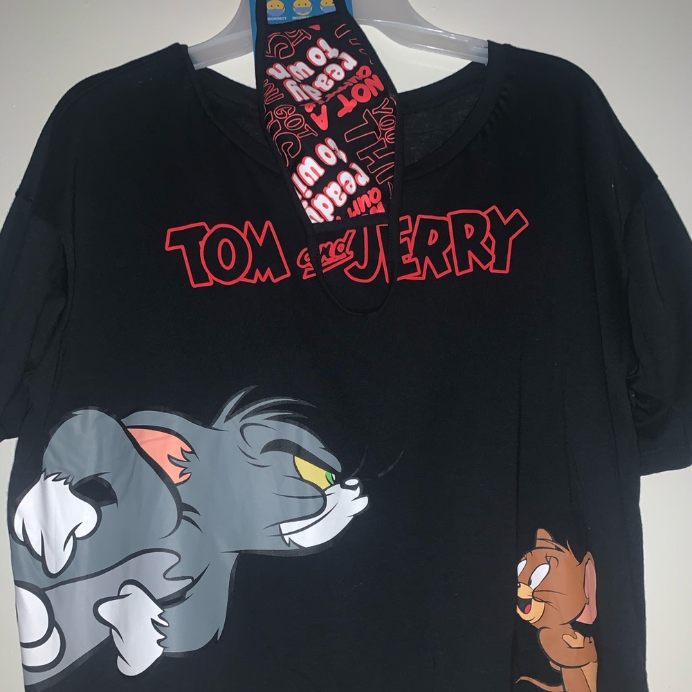 Tom and Jerry crop top with face mask